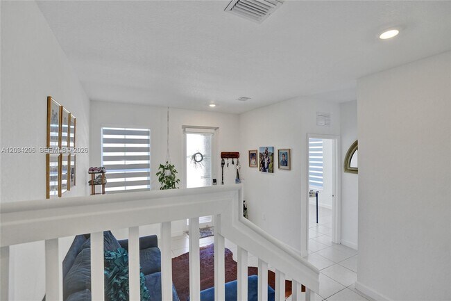 Building Photo - 24280 SW 128th Ave