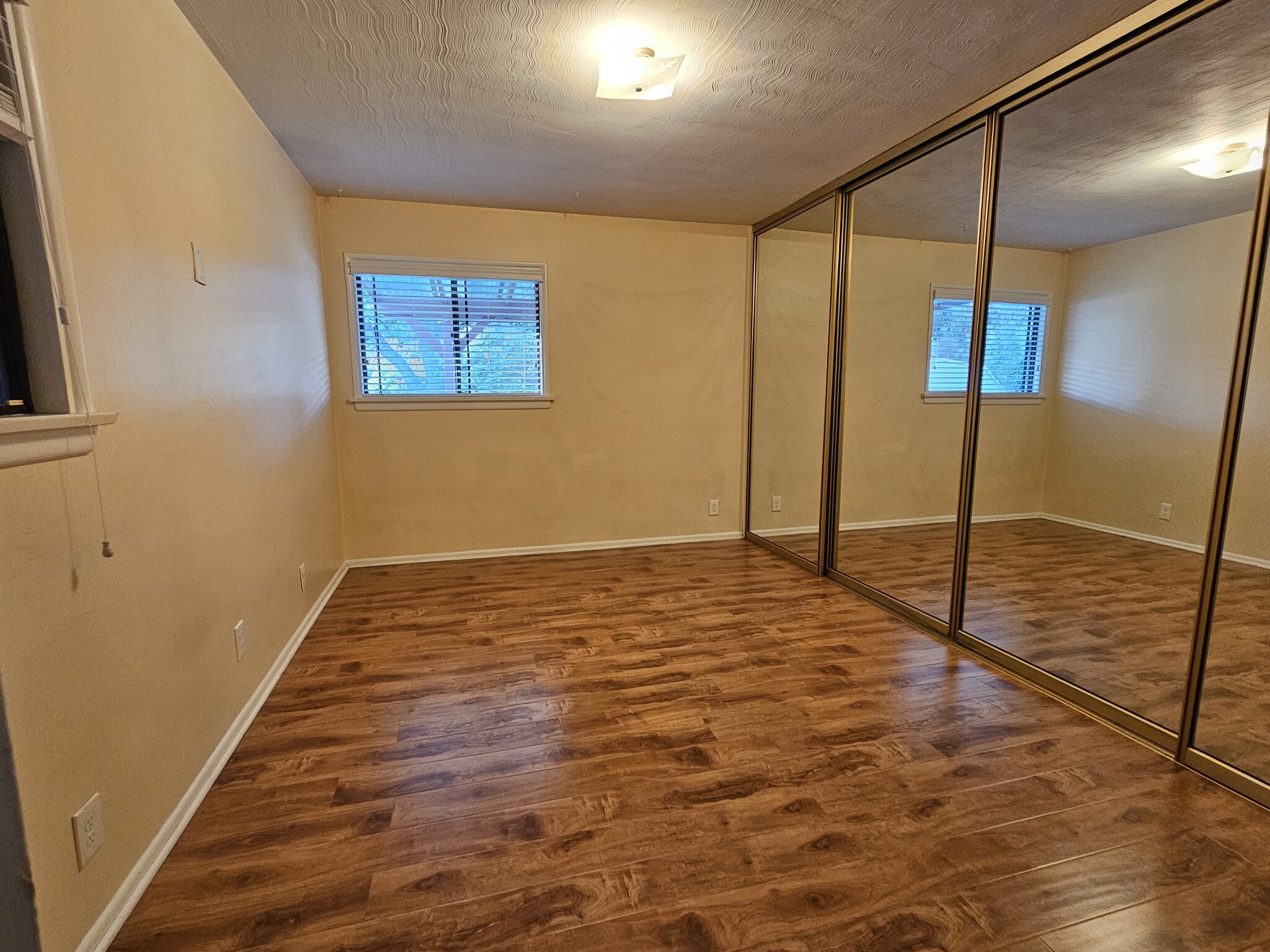 MASTER BEDROOM - 12051 Alberta Dr