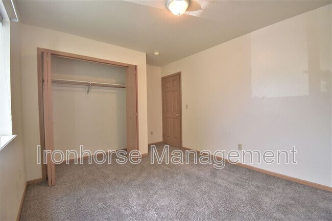 Building Photo - 2491 Wheeler Dr