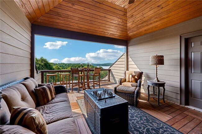 Building Photo - 6407 Grand Marina Cir