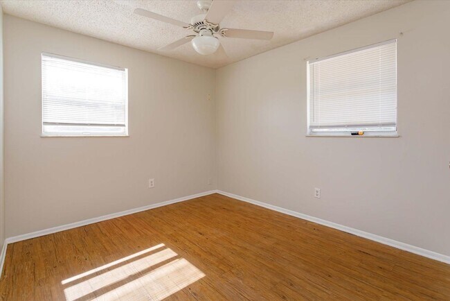 Building Photo - Charming 3-Bedroom Single-Family Home with Large Yard in Sanford — $1,697/month