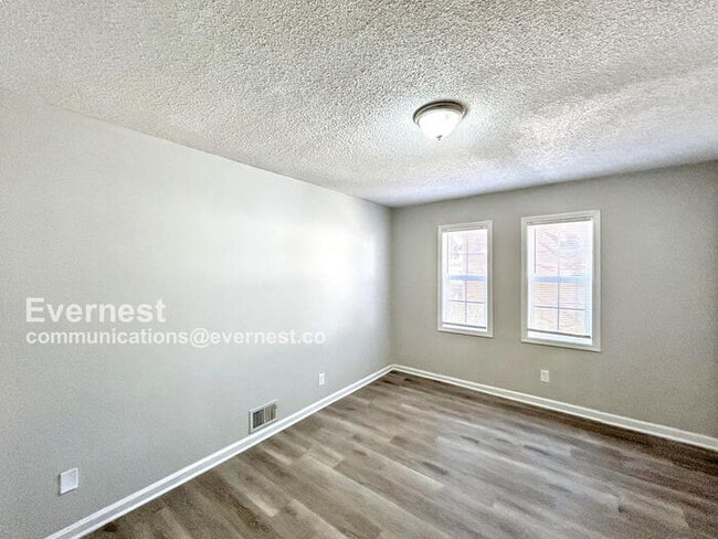 Building Photo - 3125 Walpole Ave