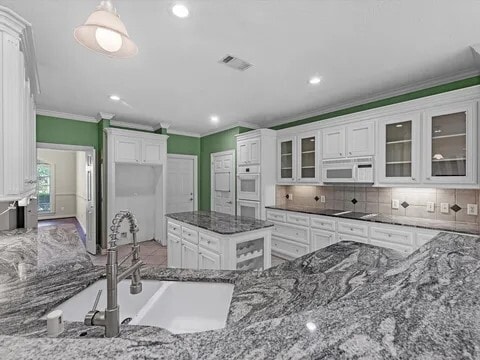 Building Photo - 3311 El Dorado Blvd