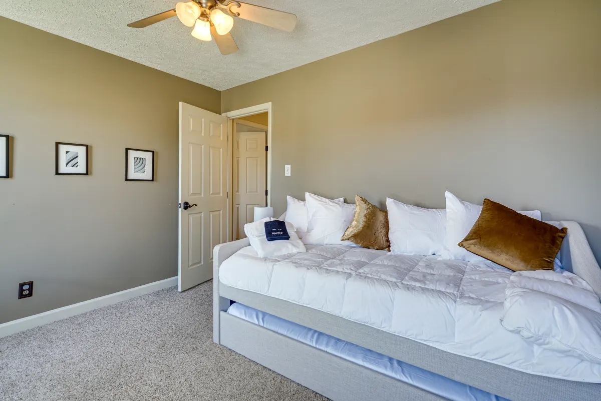 Bedroom 4 (guest) - 151 Rambling Rd