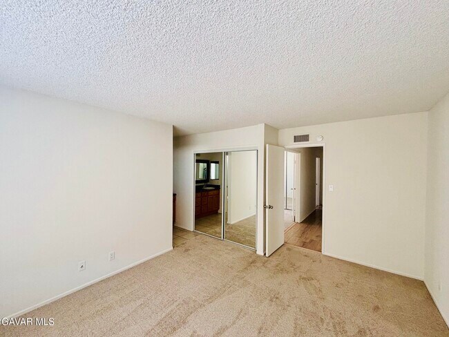 Building Photo - 36778 Spanish Broom Dr
