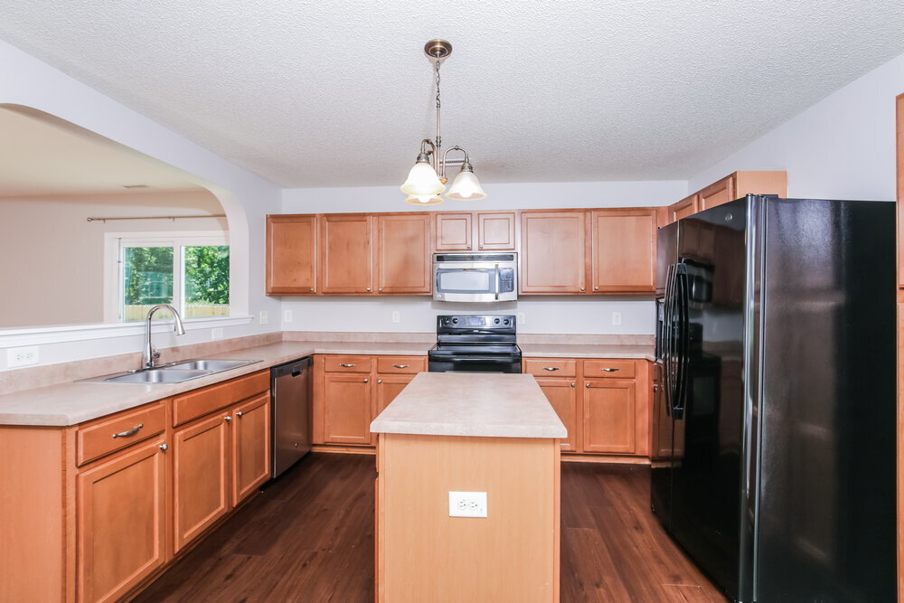 Building Photo - 63 Brookhaven Dr