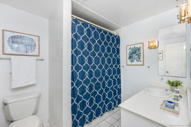 Building Photo - 20 Seagate Rd