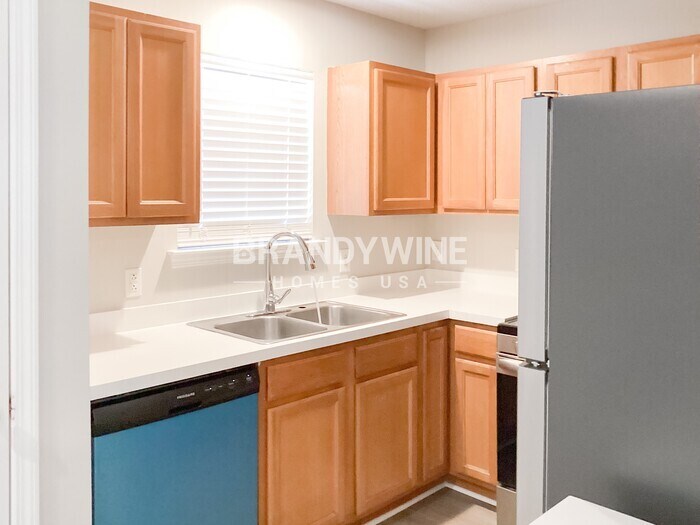 Building Photo - 1735 Thriftwood Dr