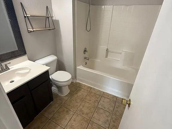 Building Photo - 8732 Polo Dr