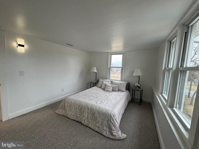 Building Photo - 5444 Vera Cruz Rd