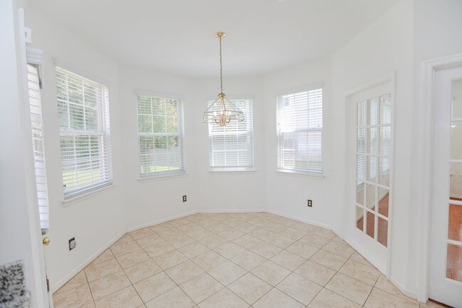Building Photo - Gorgeous 5 Bedroom Rental in Virginia Beach