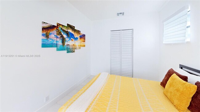 Building Photo - 6630 Cody St