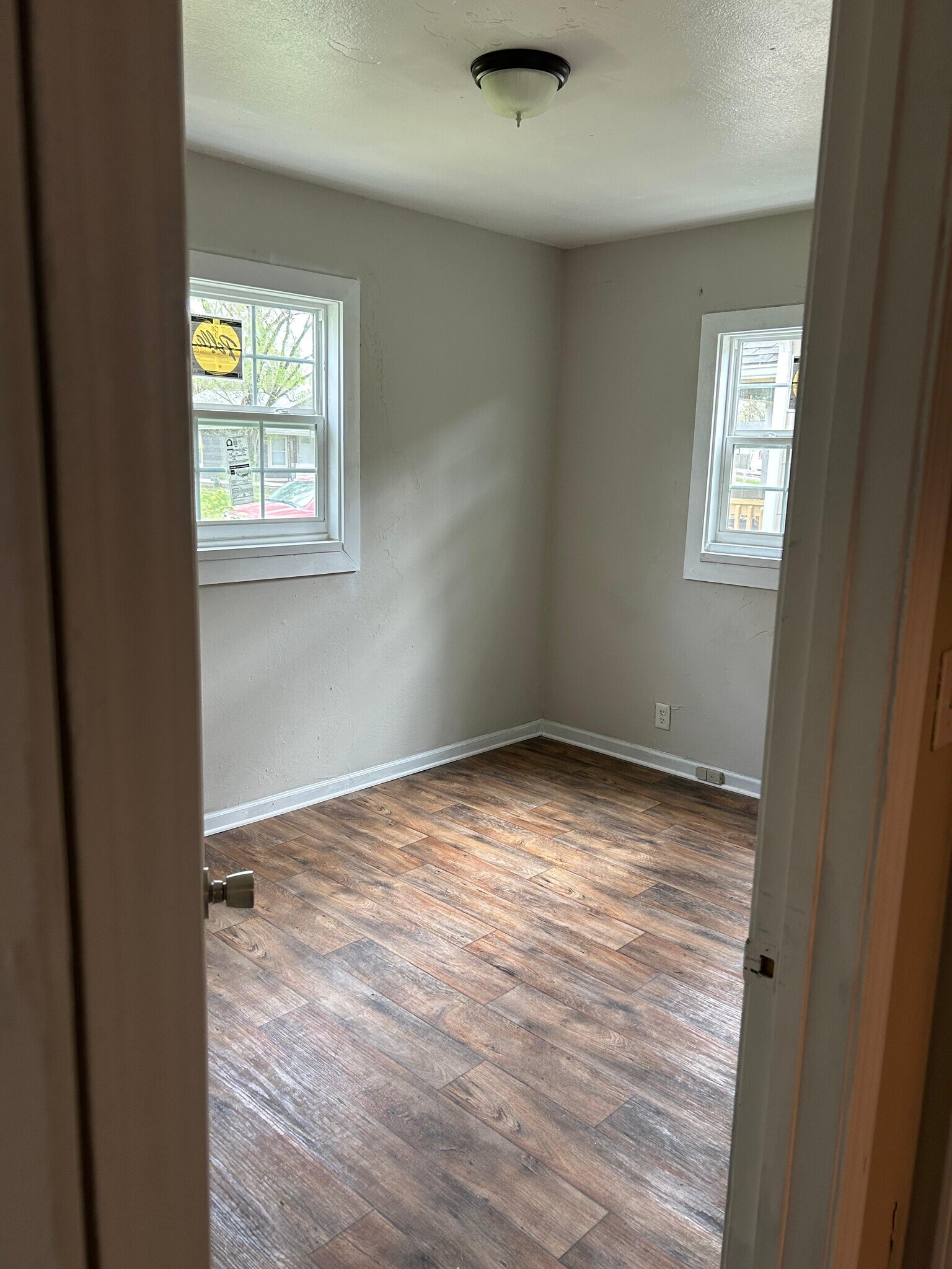 Building Photo - 2950 N Colorado Ave