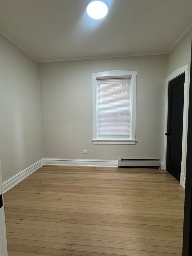 Building Photo - 1807 S 49th Ct