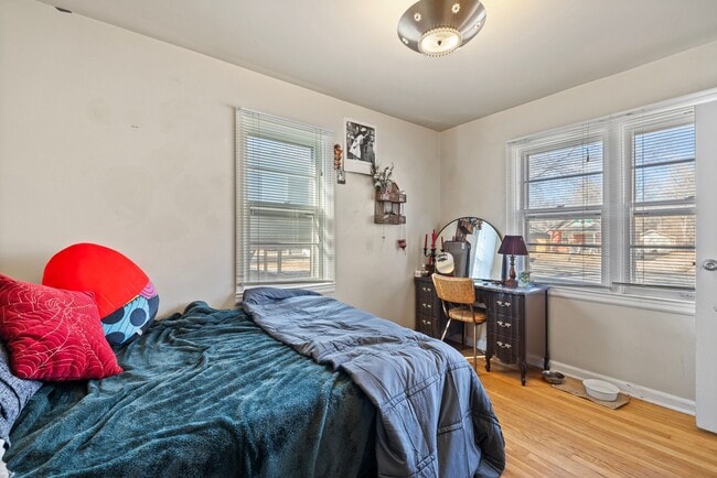 Building Photo - Excellent Main Floor Duplex Unit in Heart of Fort Collins!