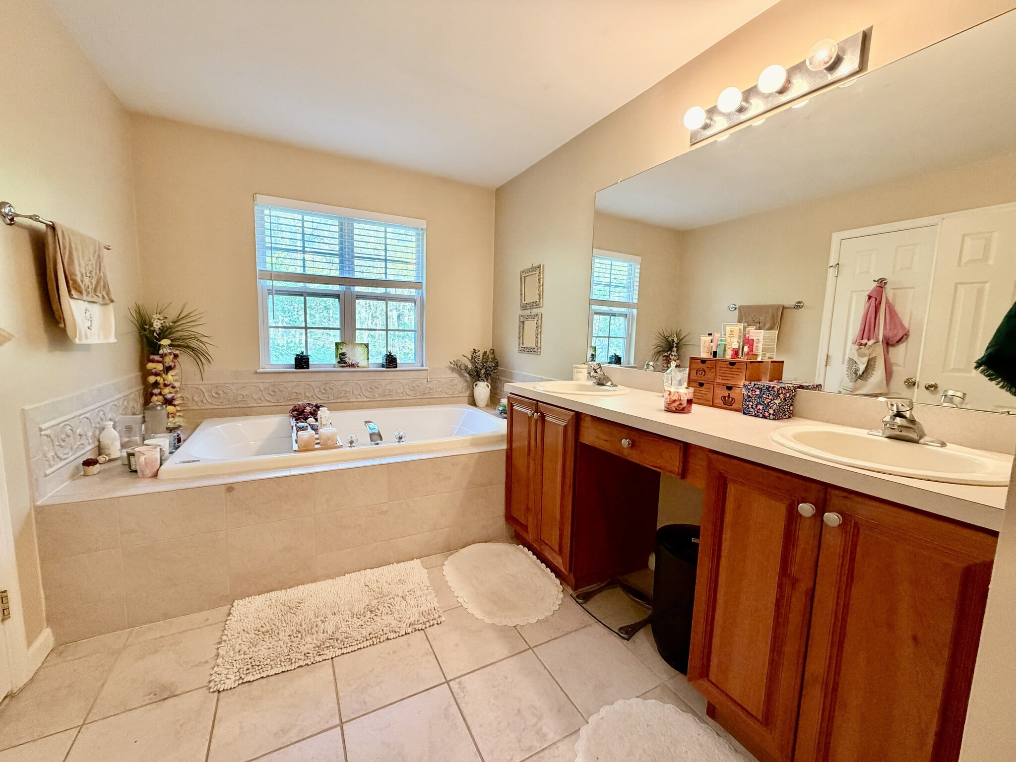 Master Bath - 128 Jackson Ave