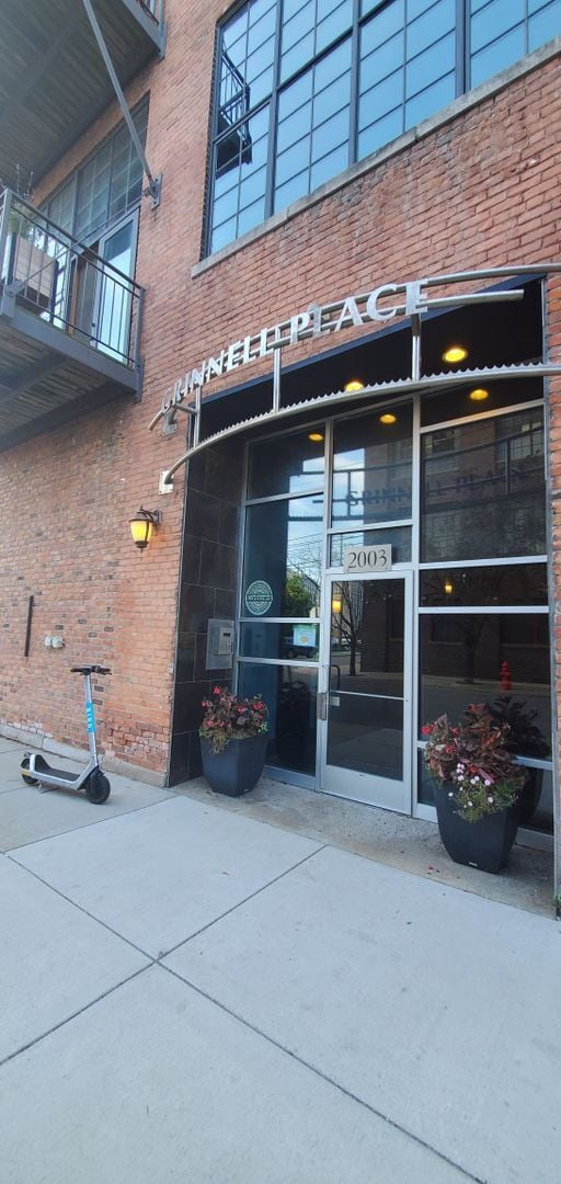 Building Photo - $2,300 - Spacious Loft in Corktown