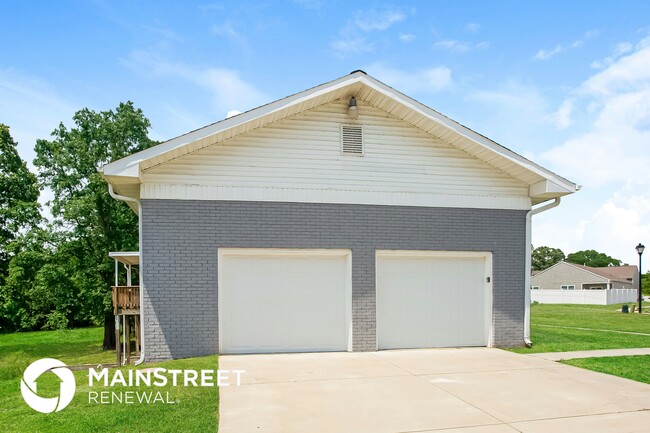 Building Photo - 9820 Pollie Little Ln