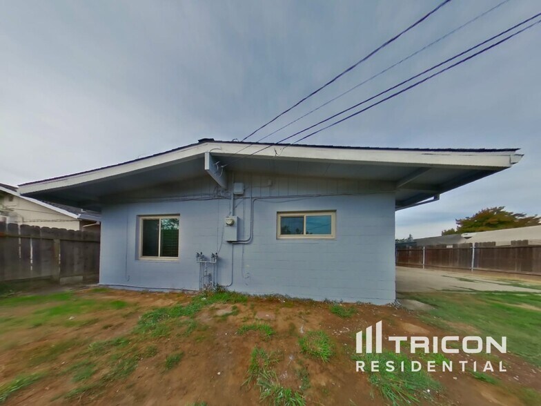 Building Photo - 5321 57th St