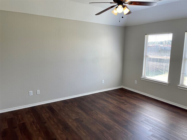 Building Photo - 9122 River Dale Canyon Ln