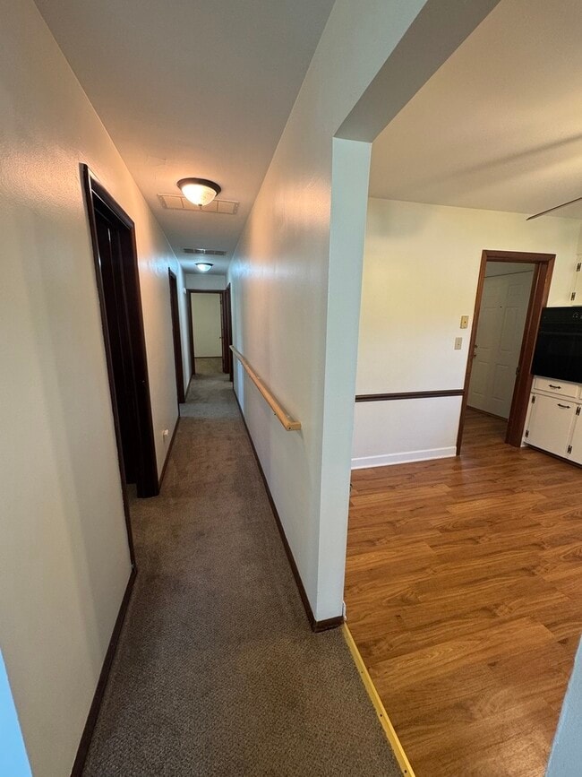 Building Photo - 26316 US-45
