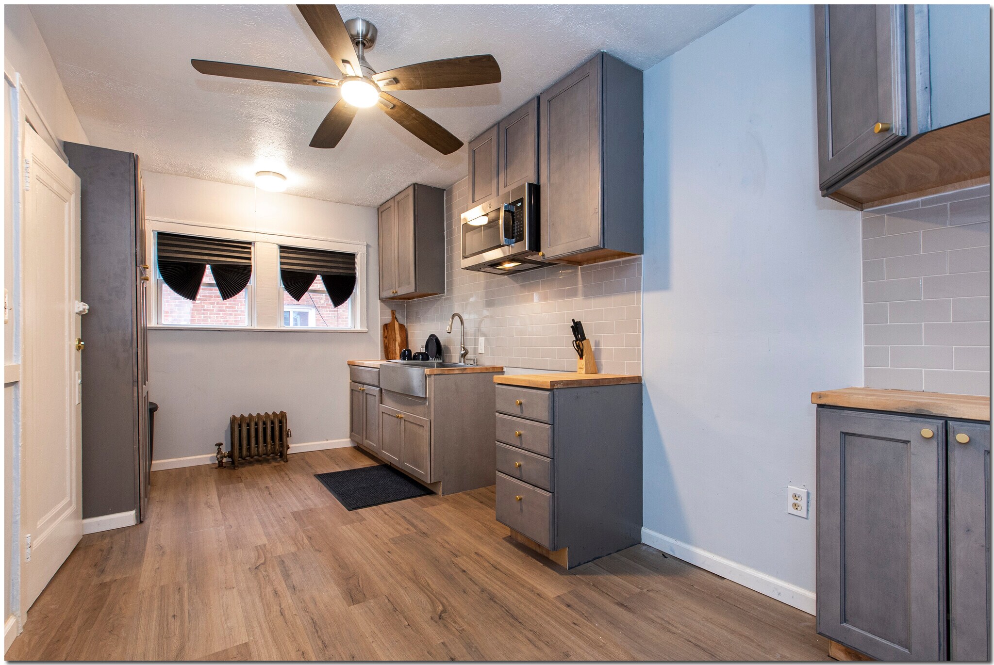 Kitchen - 3377 Sutton Rd