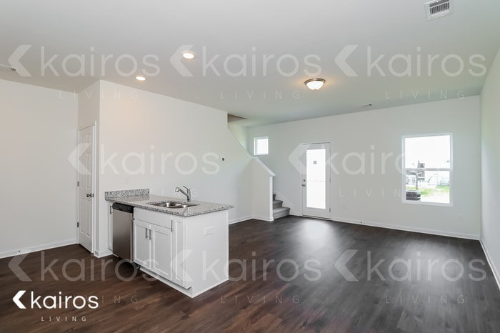 Building Photo - 106 Dudley Wy