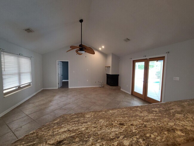 Building Photo - 1905 Catamaran Dr