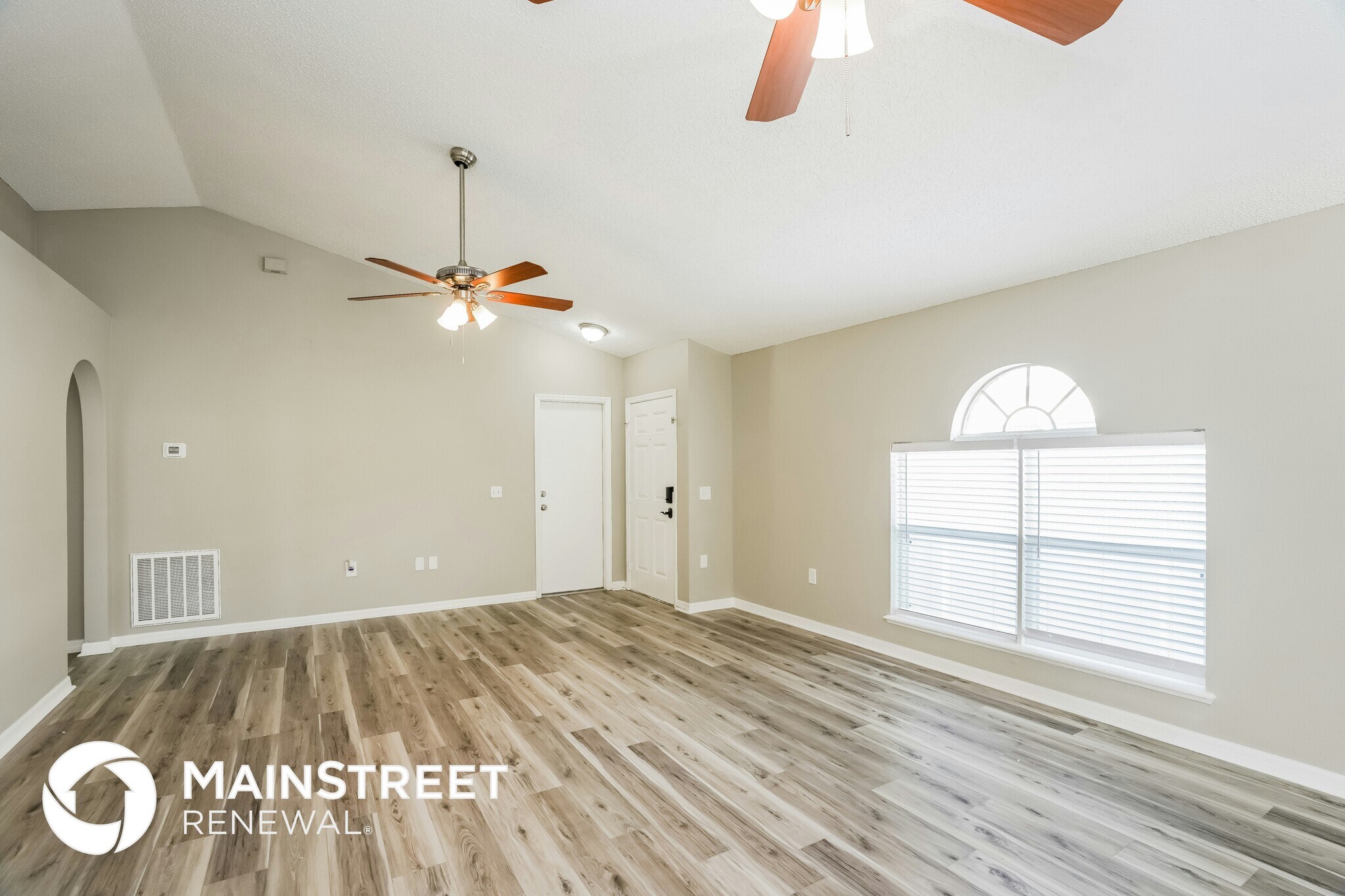 Building Photo - 10401 Opus Dr