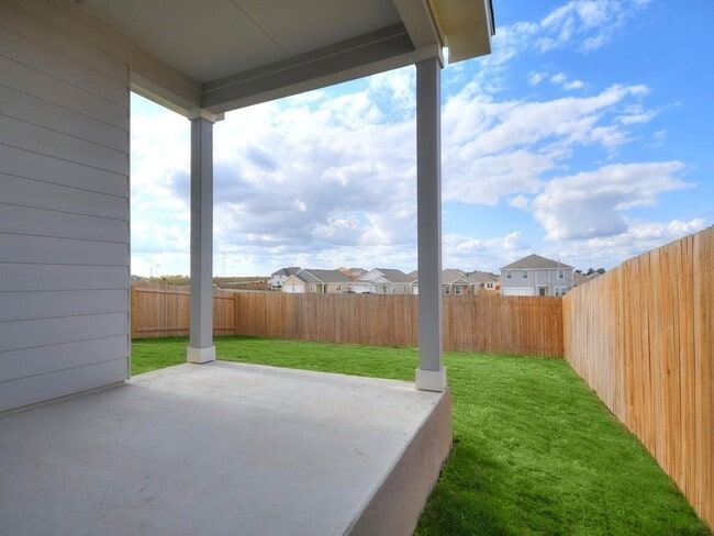 Building Photo - 19400 Caymus Dr