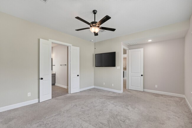 Building Photo - 231 Painters Ridge Ct