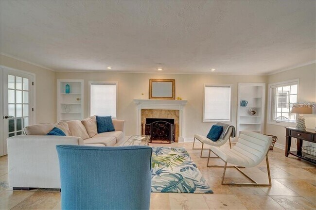 Building Photo - 809 Brightwaters Blvd NE