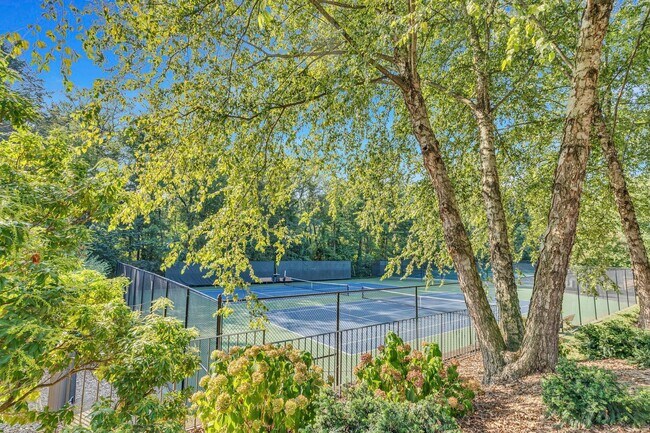 Building Photo - 11041 Villaridge Ct