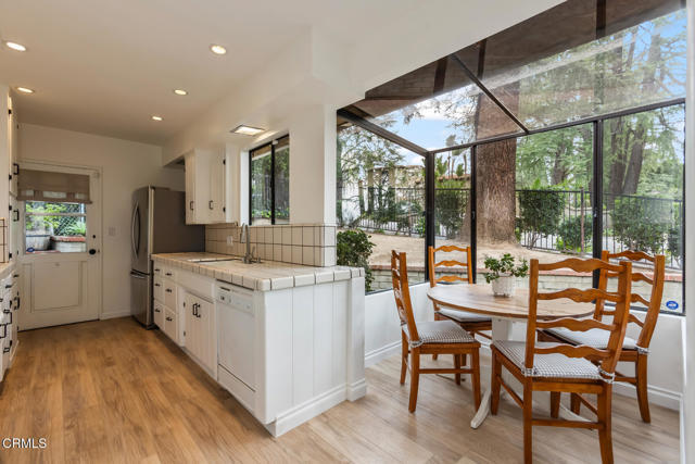 Building Photo - 5209 Alta Canyada Rd