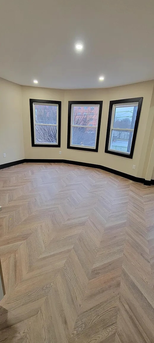 Building Photo - 285 Monticello Ave