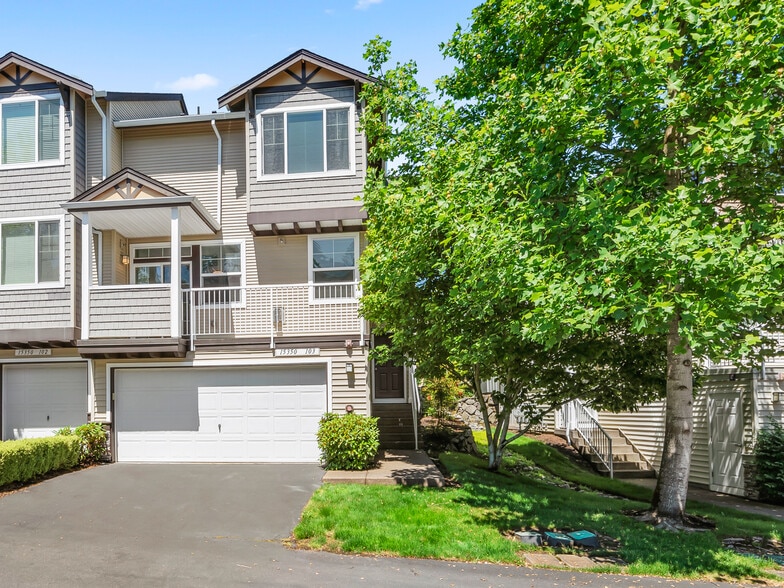 Building Photo - 15350 SW Mallard Dr #103