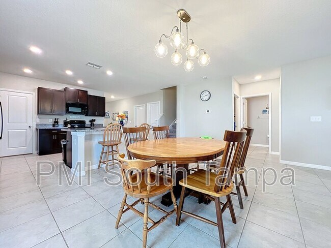 Building Photo - 11116 Sage Canyon Dr.