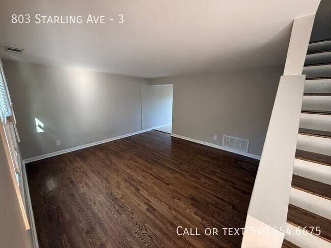 Building Photo - 803 Starling Ave