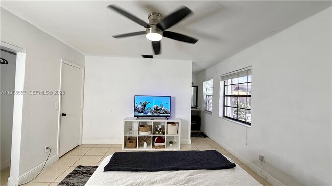 Building Photo - 2451 SW 85th Terrace