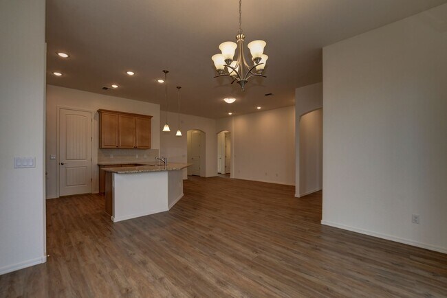Building Photo - Spacious 3 Bedroom, 2 Bathroom Home in Granville