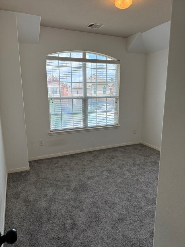 Building Photo - 30606 Woodson Trace Dr