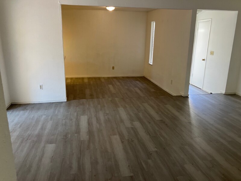Building Photo - 1339 Princess Dr