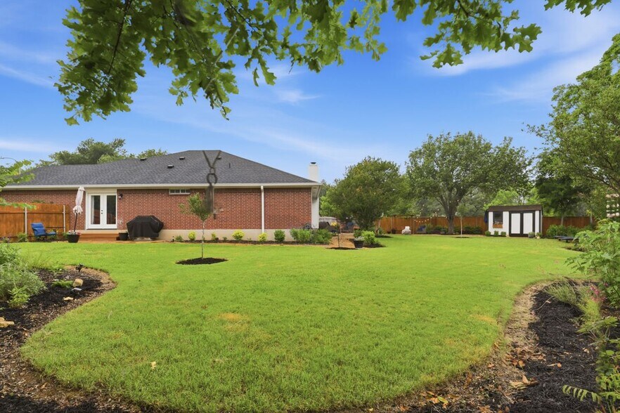 Building Photo - 16608 Jadestone Dr