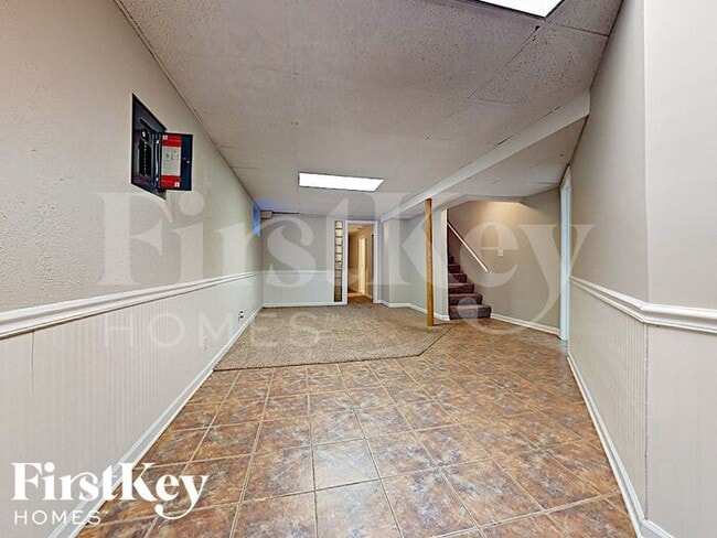 Building Photo - 764 Weston Dr