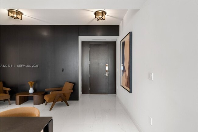 Building Photo - 300 Biscayne Blvd Way