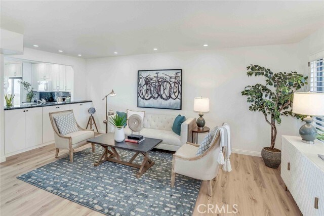 Building Photo - 2405 Caminito Ocean Cove