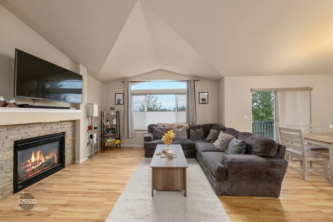 Building Photo - 12203 Vista Ridge Loop