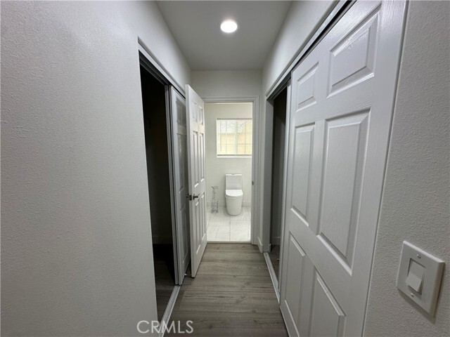 Building Photo - 9517 Stoakes Ave