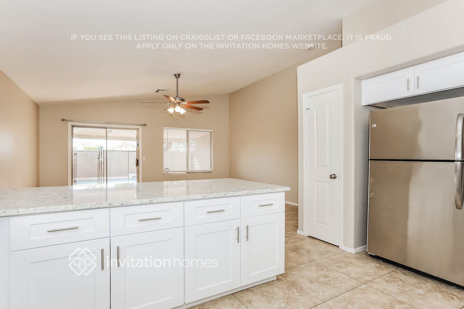 Building Photo - 10939 E Diamond Ave