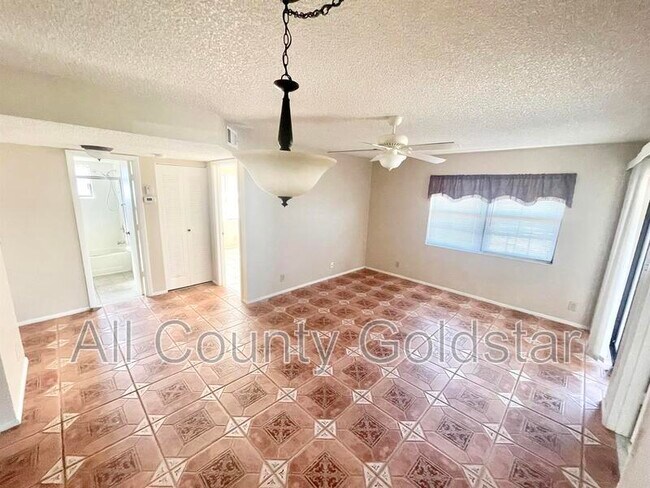 Building Photo - 19505 Quesada Ave